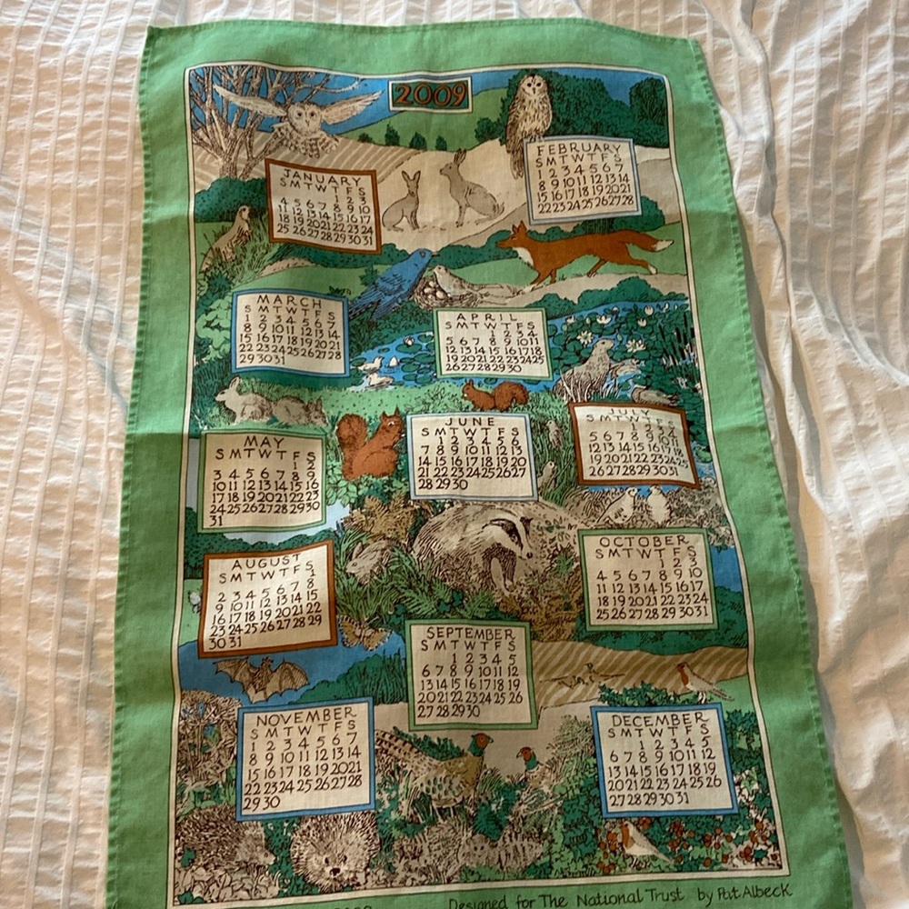 Vintage Pat Albeck National Trust for Scotland 2009 Linen Kitchen Tea Towel